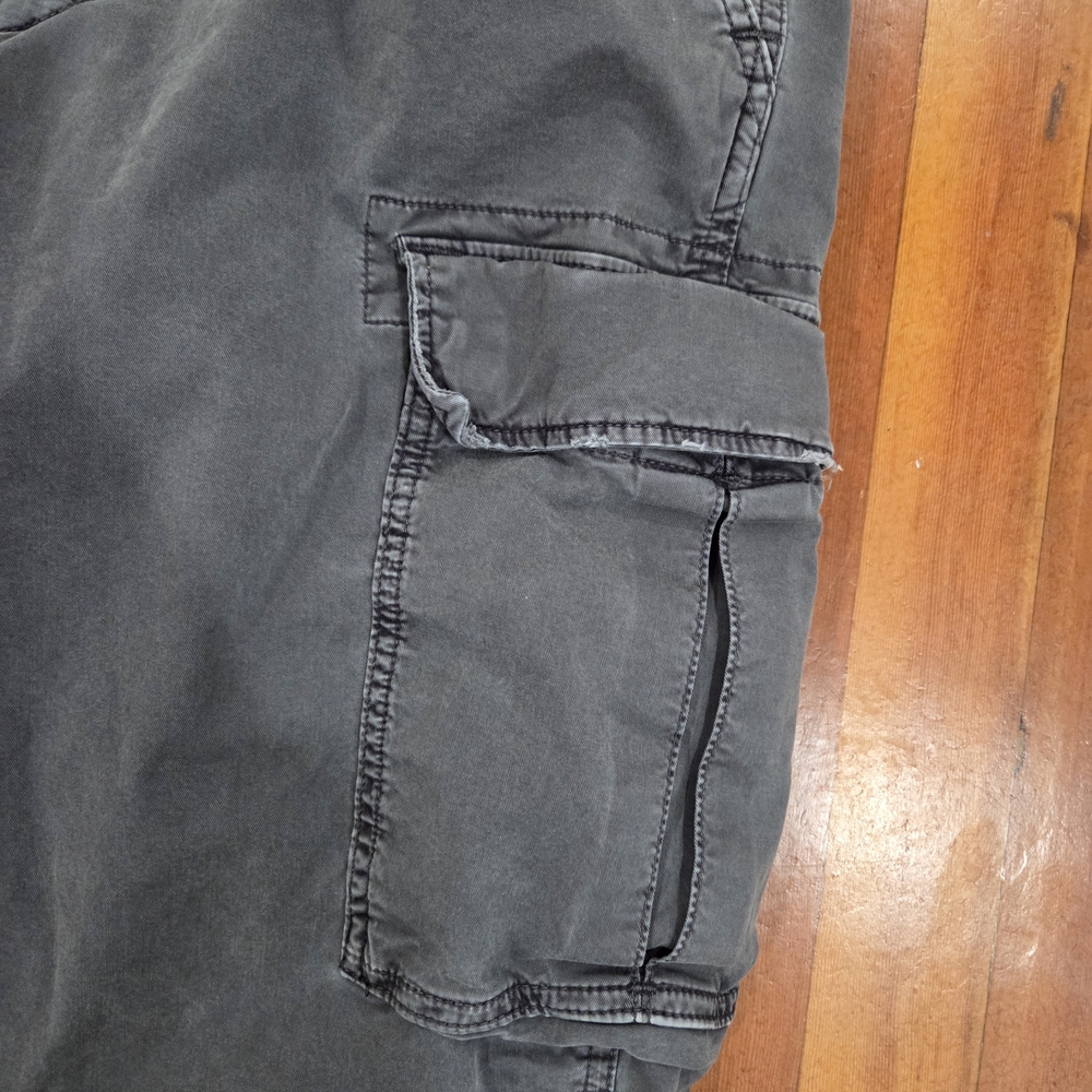 Men's Gray Cargo Pants